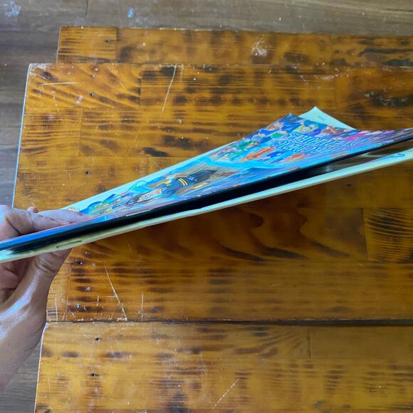 Bundle of 2 Large Paperback Search Books - Picture 5 of 5